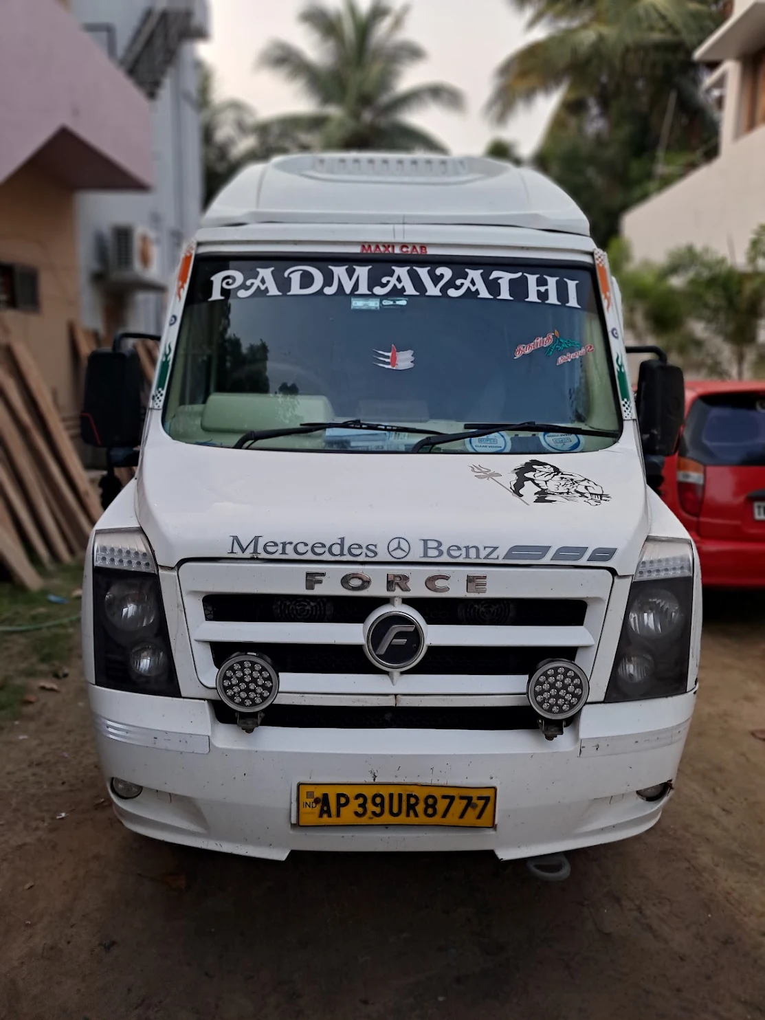 Tempo Traveller 12 Seater Rental from Chennai